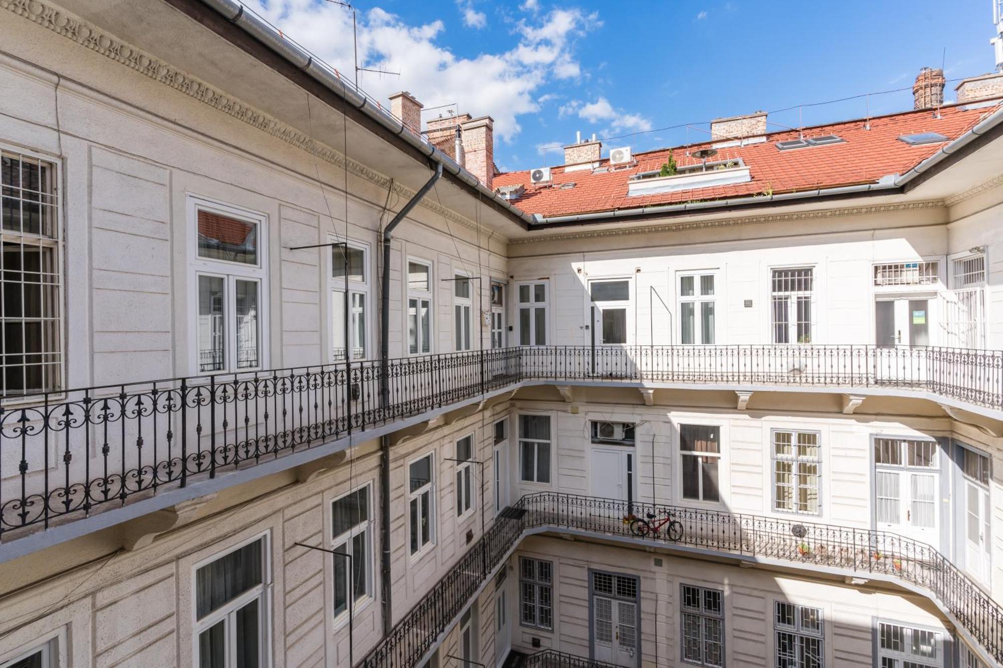 Basilica Downtown Apartment Budapest Exterior photo
